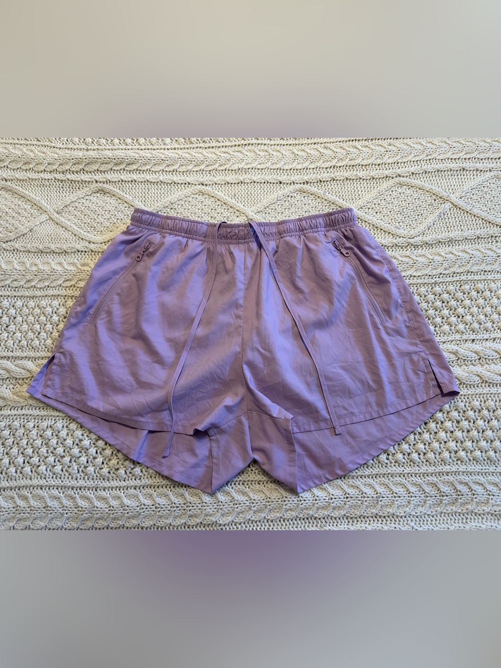 girlfriend collective - Gazelle running shorts - Color Lilac - Medium